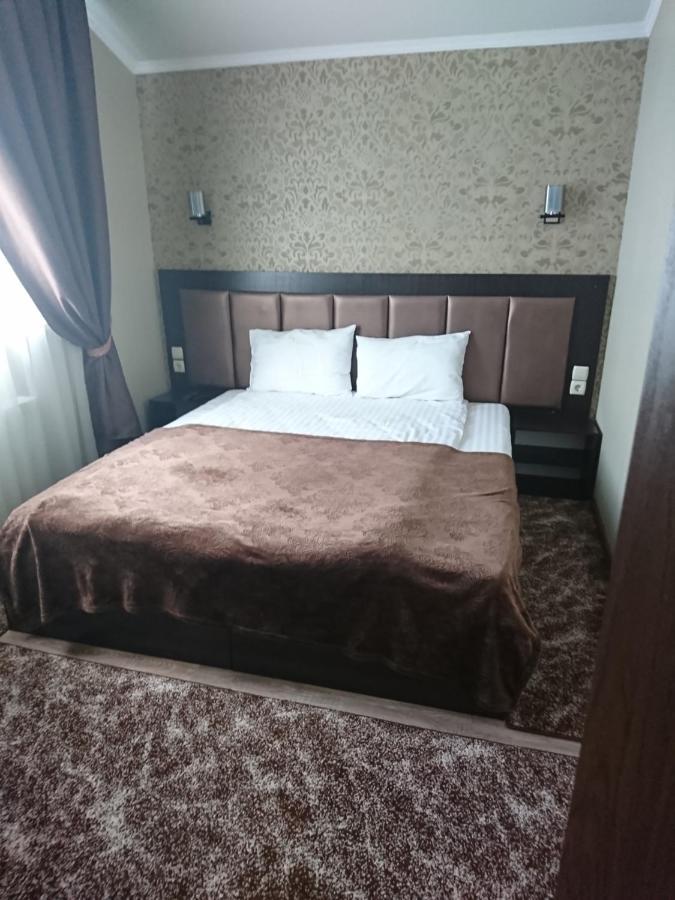 Mishel Plus Hotel Harkov Kültér fotó