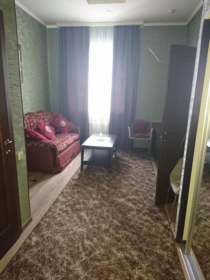 Mishel Plus Hotel Harkov Kültér fotó