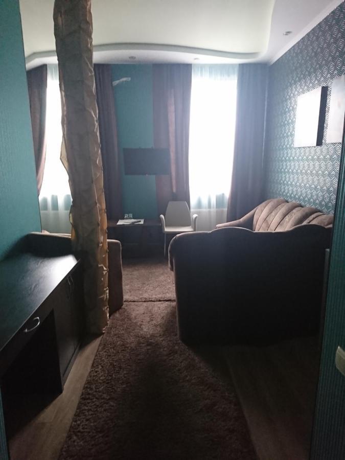 Mishel Plus Hotel Harkov Kültér fotó