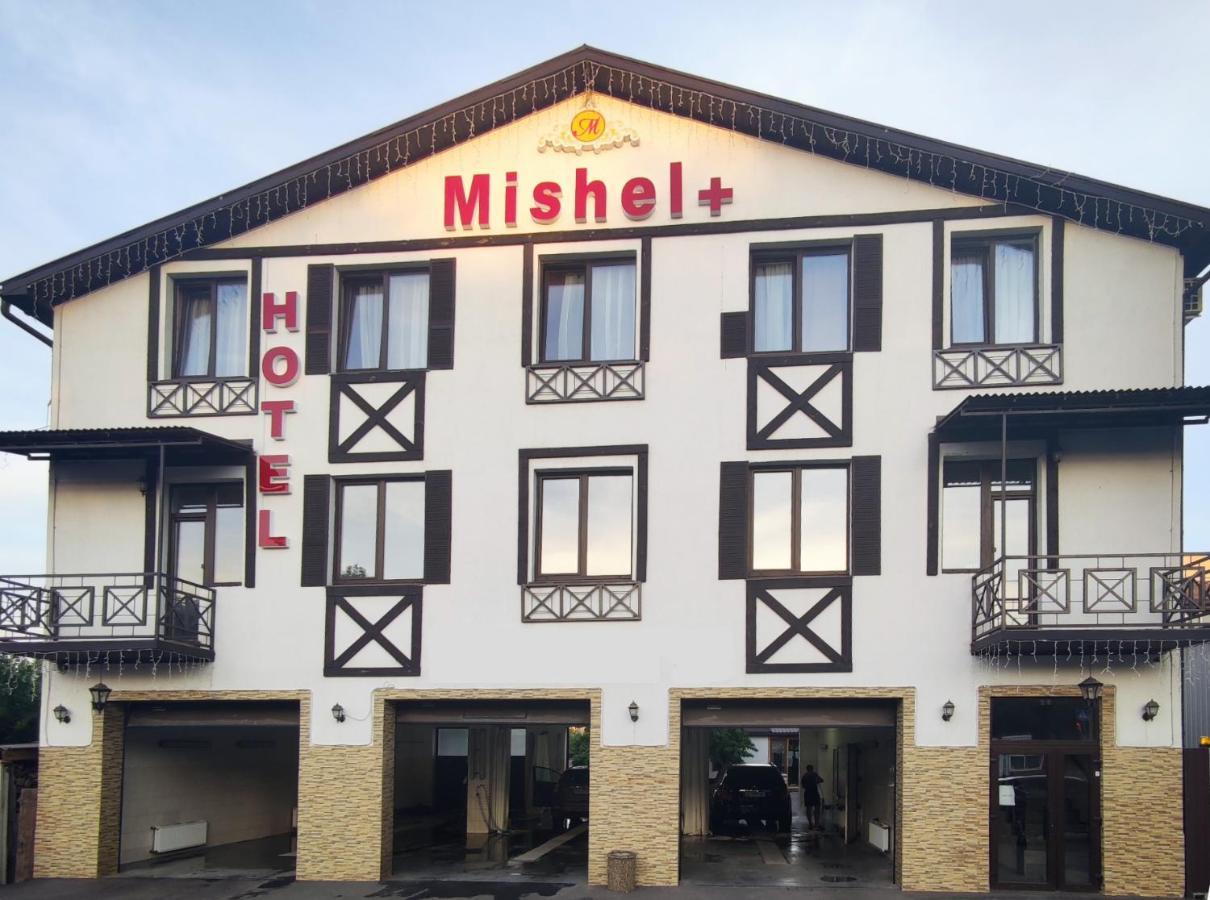 Mishel Plus Hotel Harkov Kültér fotó